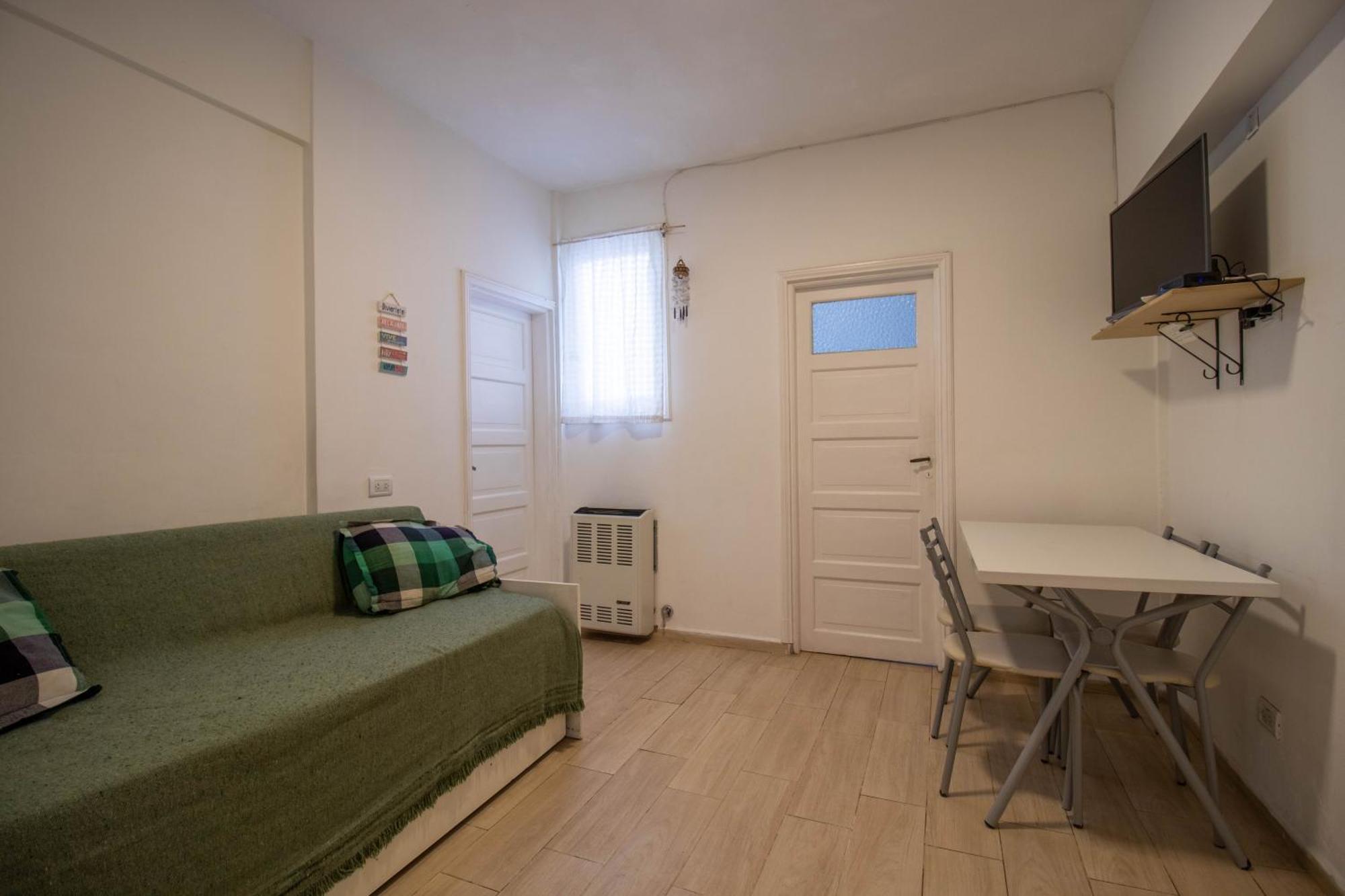 Brown & Santiago Apartment